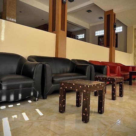 Spencer Green Hotel Бату Экстерьер фото