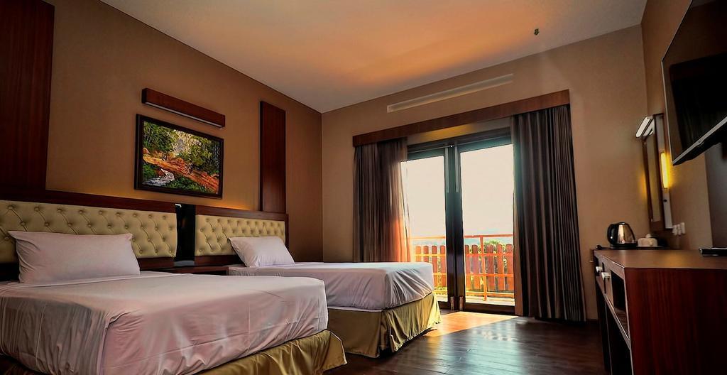 Spencer Green Hotel Бату Номер фото