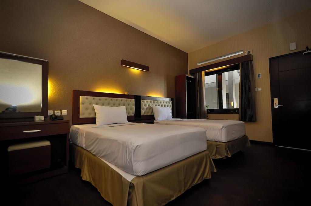 Spencer Green Hotel Бату Экстерьер фото