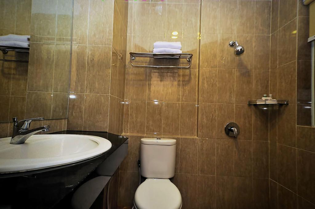 Spencer Green Hotel Бату Экстерьер фото