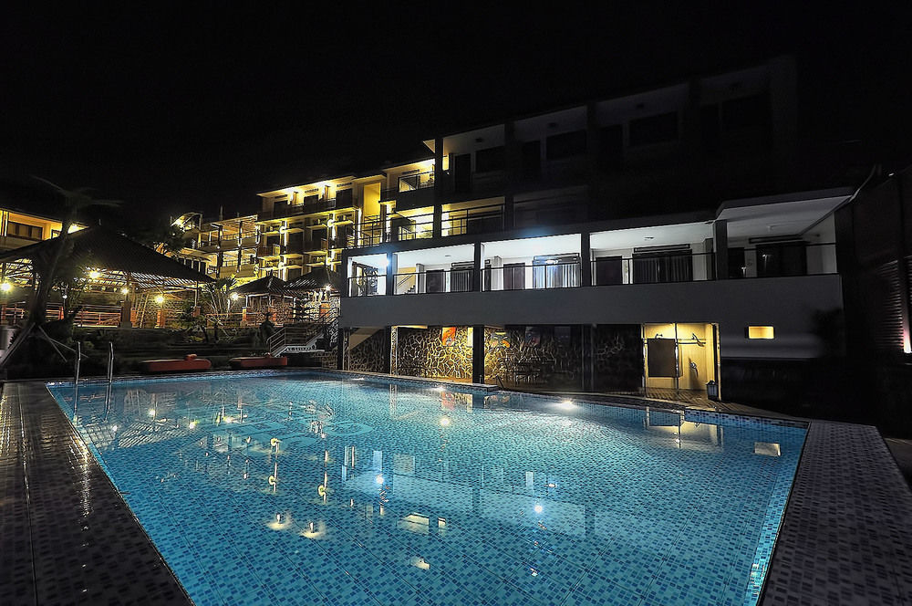 Spencer Green Hotel Бату Экстерьер фото