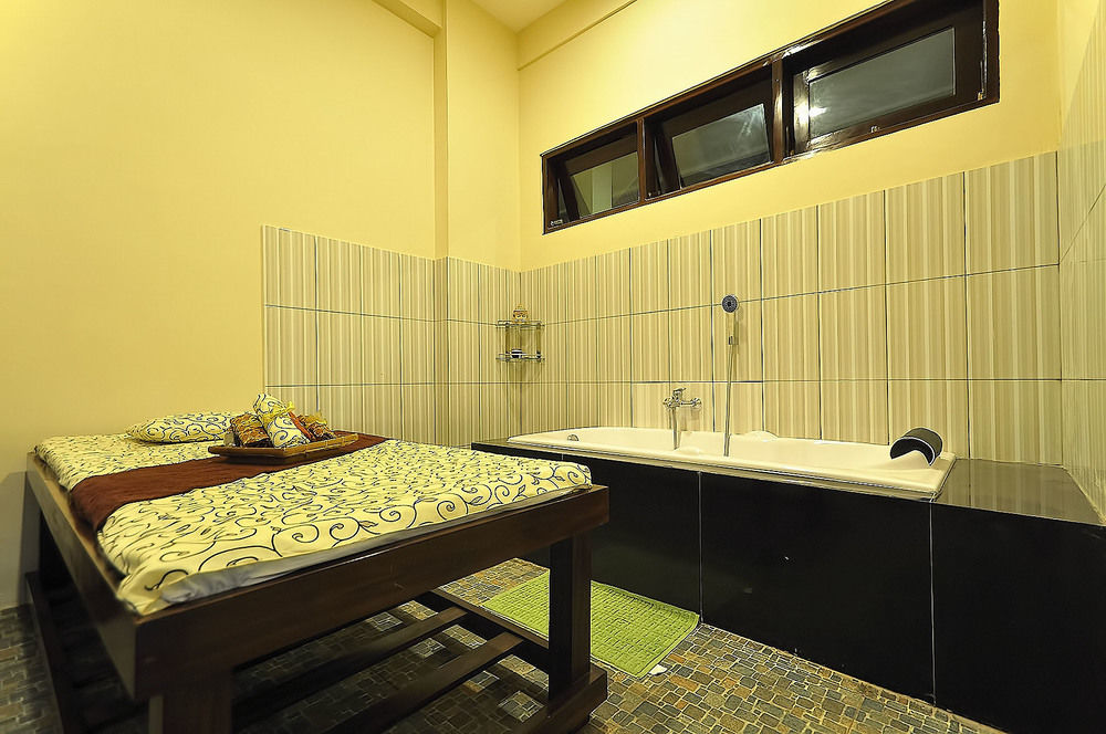 Spencer Green Hotel Бату Экстерьер фото
