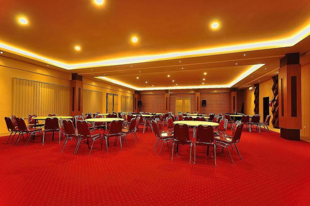 Spencer Green Hotel Бату Экстерьер фото