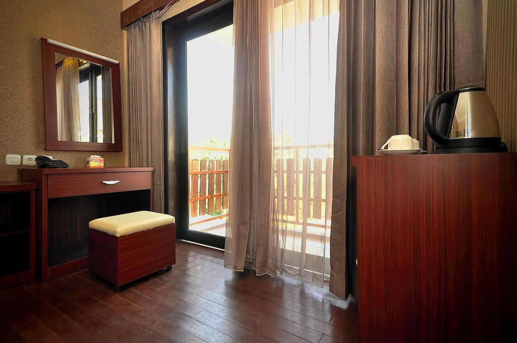 Spencer Green Hotel Бату Экстерьер фото